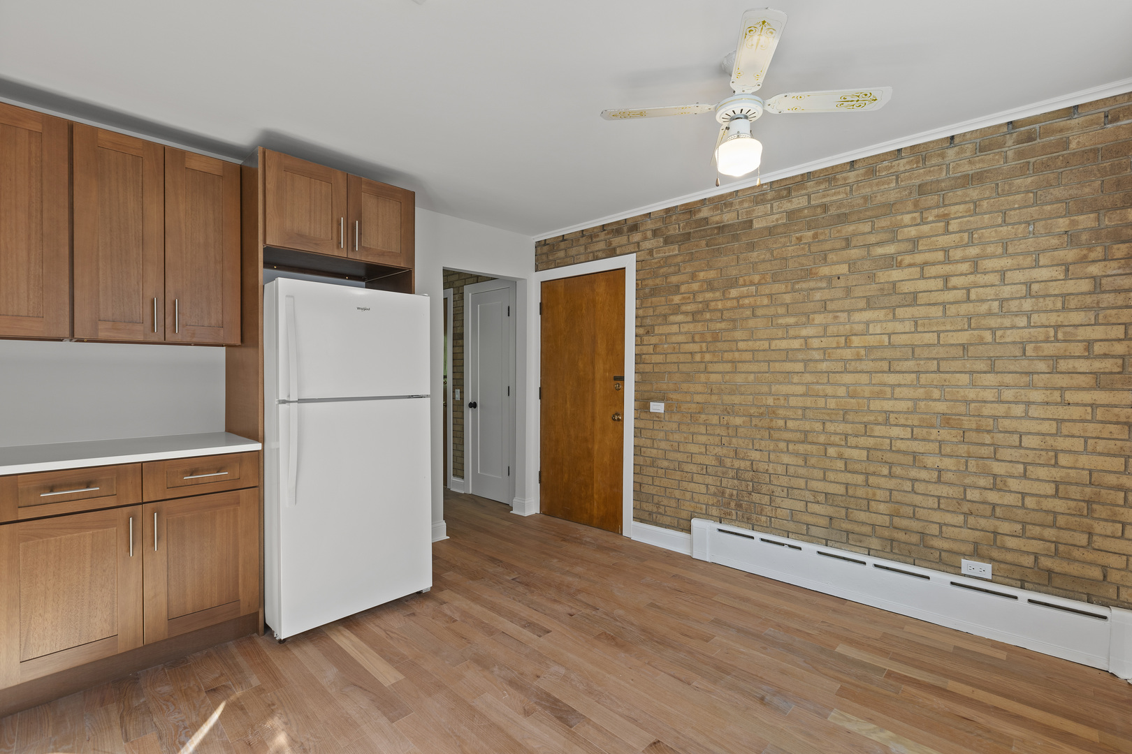 1506 Glencoe Avenue 2S