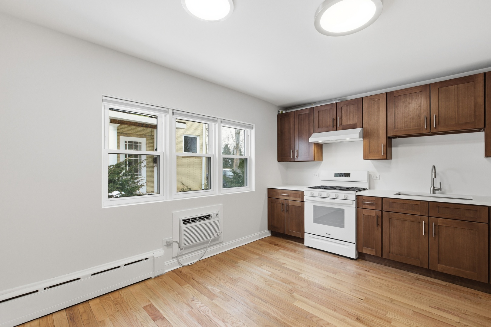 1506 Glencoe Avenue 2S