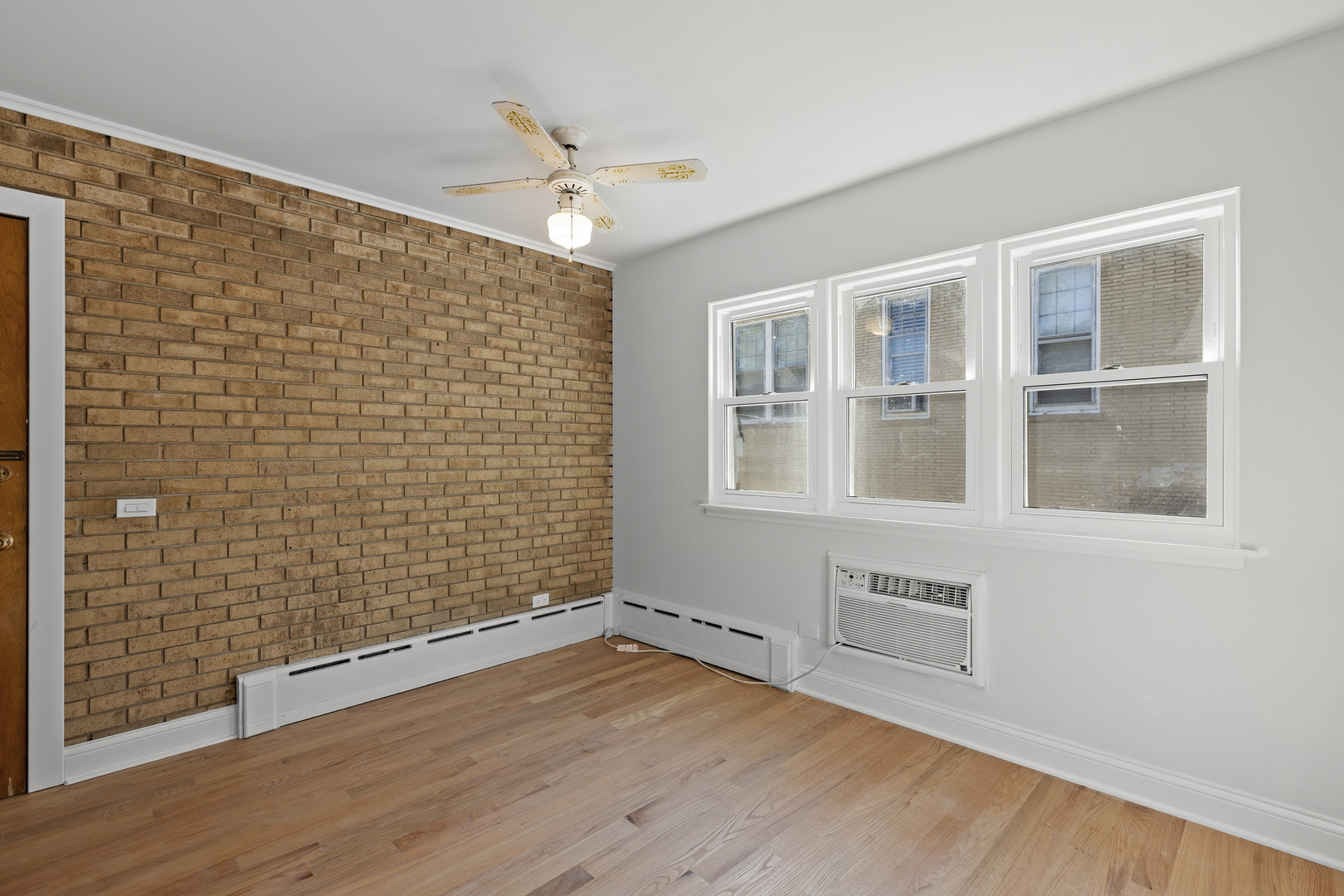 1506 Glencoe Avenue 2S