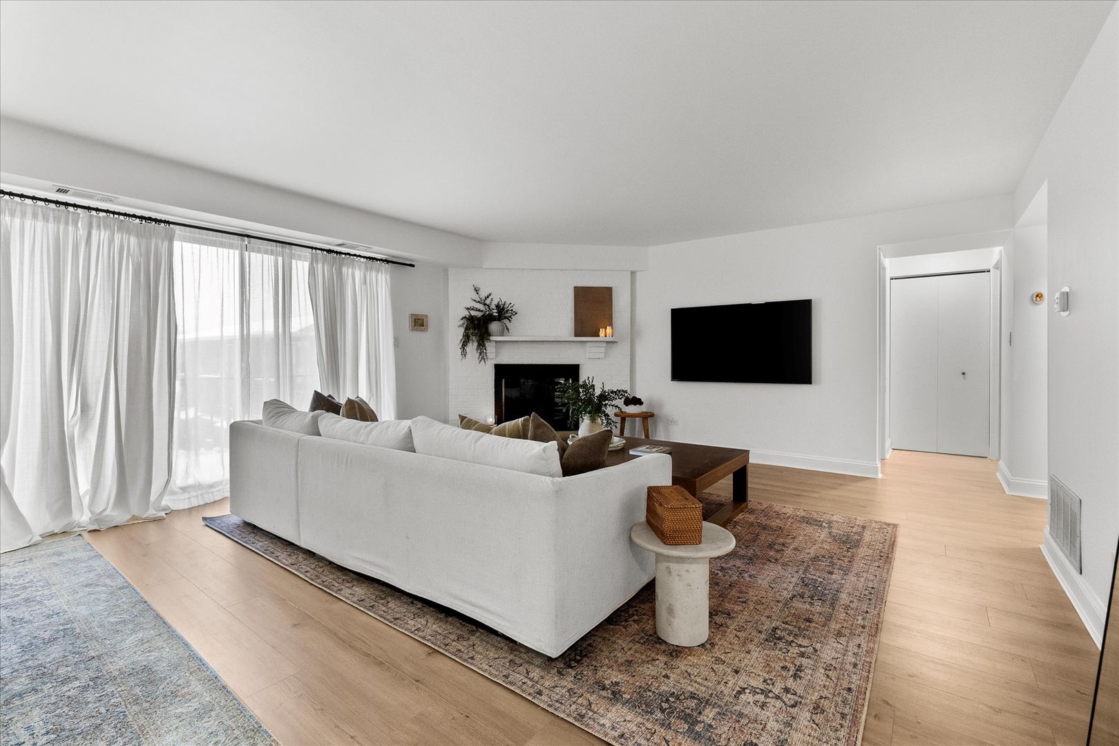 9051 S Roberts Road 310