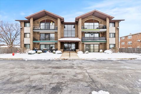 9051 S Roberts Road 310 Hickory Hills IL 60457