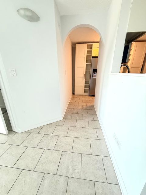 Tiny photo for 1043 S YORK Road #209, Bensenville, IL 60106 (MLS # 12447814)