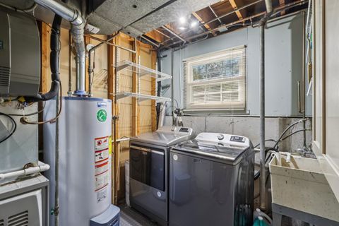 Tiny photo for 28 E 55th Street, Hinsdale, IL 60521 (MLS # 12492806)