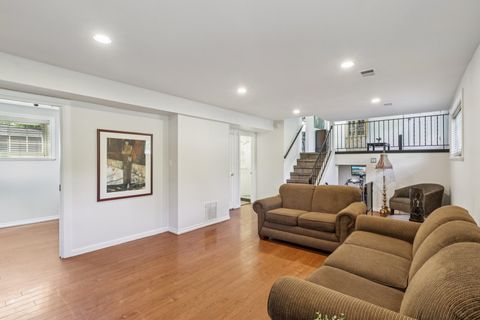 Tiny photo for 28 E 55th Street, Hinsdale, IL 60521 (MLS # 12492806)