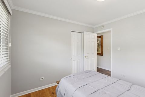 Tiny photo for 28 E 55th Street, Hinsdale, IL 60521 (MLS # 12492806)
