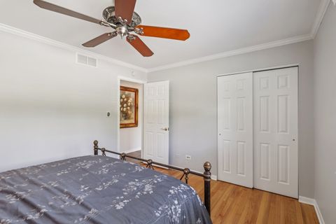 Tiny photo for 28 E 55th Street, Hinsdale, IL 60521 (MLS # 12492806)