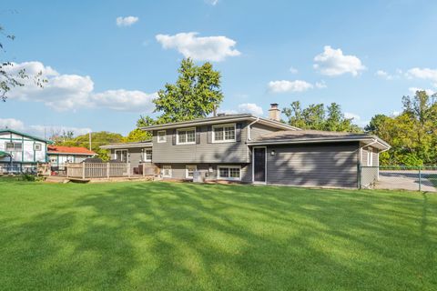 Tiny photo for 28 E 55th Street, Hinsdale, IL 60521 (MLS # 12492806)
