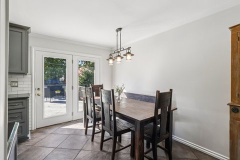 Tiny photo for 28 E 55th Street, Hinsdale, IL 60521 (MLS # 12492806)