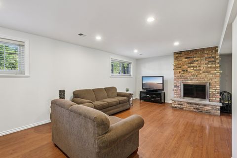 Tiny photo for 28 E 55th Street, Hinsdale, IL 60521 (MLS # 12492806)