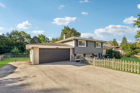Photo of 28 E 55th Street, Hinsdale, IL 60521 (MLS # 12492806)