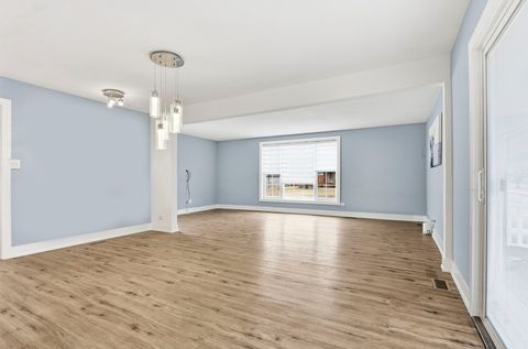 Tiny photo for 7303 W 75th Street, Bridgeview, IL 60455 (MLS # 12586235)