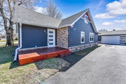 Tiny photo for 7303 W 75th Street, Bridgeview, IL 60455 (MLS # 12586235)