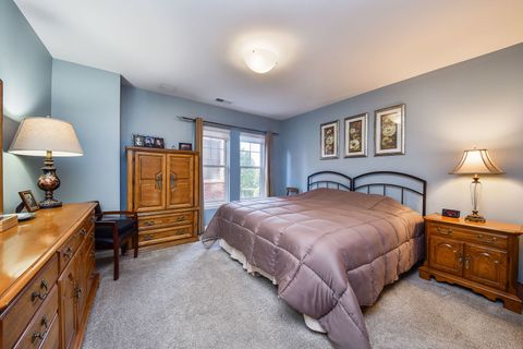 Tiny photo for 255 E Liberty Drive #302, Wheaton, IL 60187 (MLS # 12491033)