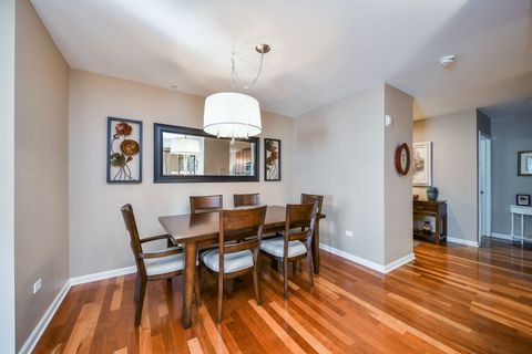 Tiny photo for 255 E Liberty Drive #302, Wheaton, IL 60187 (MLS # 12491033)