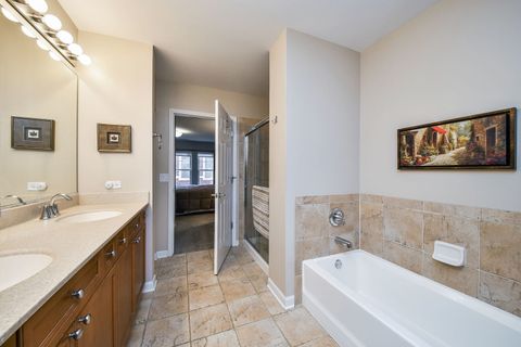 Tiny photo for 255 E Liberty Drive #302, Wheaton, IL 60187 (MLS # 12491033)