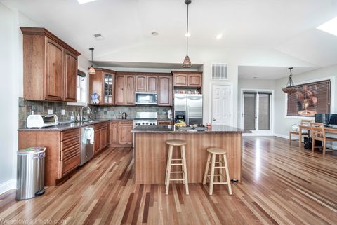 Tiny photo for 6140 W Gunnison Street #3, Chicago, IL 60630 (MLS # 12464791)