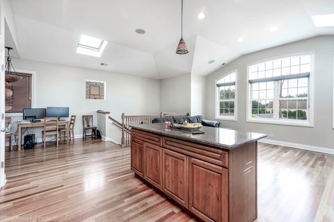 Tiny photo for 6140 W Gunnison Street #3, Chicago, IL 60630 (MLS # 12464791)