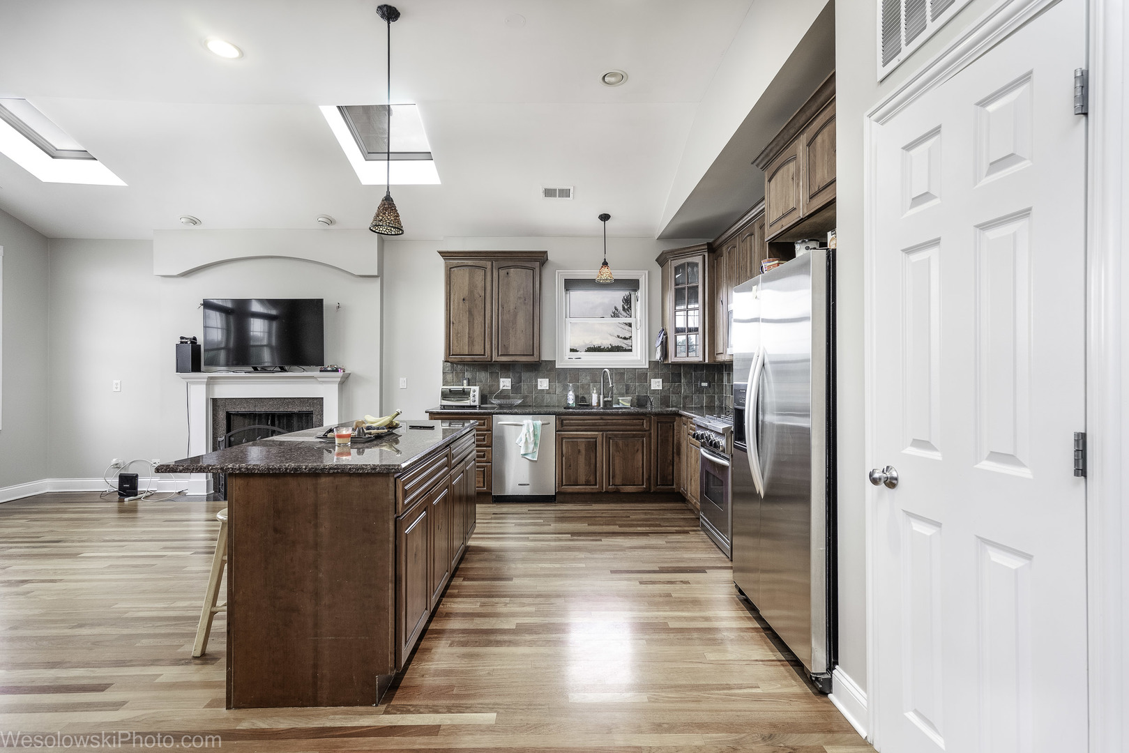 6140 W Gunnison Street 3