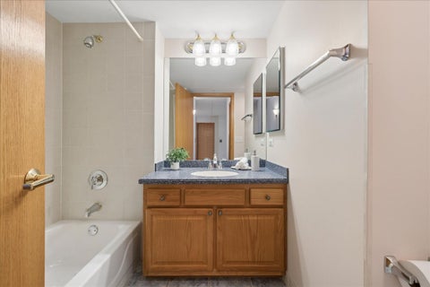 Tiny photo for 10 S Wille Street #301, Mount Prospect, IL 60056 (MLS # 12790285)