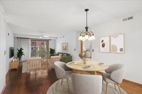 Tiny photo for 10 S Wille Street #301, Mount Prospect, IL 60056 (MLS # 12790285)