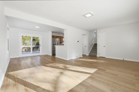 Tiny photo for 920 Gerald Avenue, South Elgin, IL 60177 (MLS # 12551305)