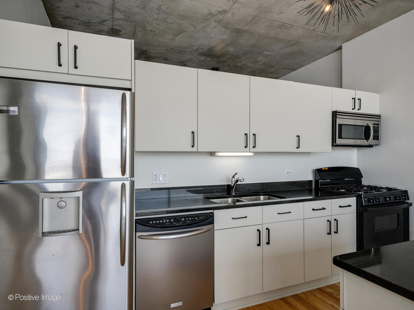 1720 S Michigan Avenue 814