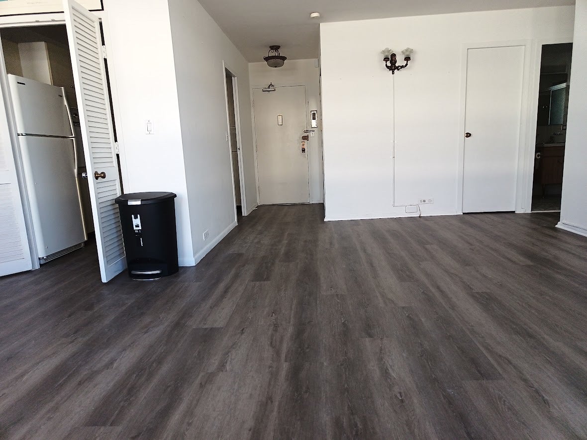 5757 N Sheridan Road 18C