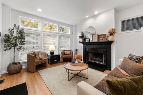 Tiny photo for 3531 N Reta Avenue #1, Chicago, IL 60657 (MLS # 12510590)