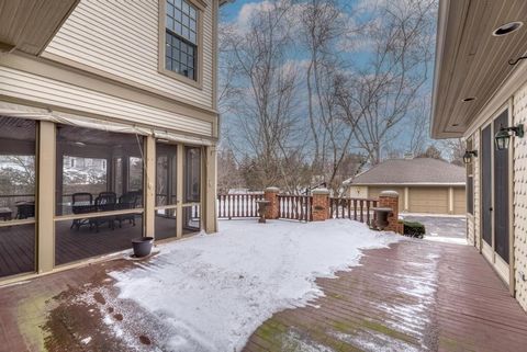 Tiny photo for 1499 Sheridan Road, Highland Park, IL 60035 (MLS # 12553390)