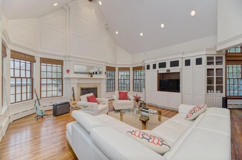 Tiny photo for 1499 Sheridan Road, Highland Park, IL 60035 (MLS # 12553390)