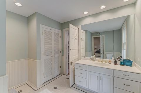 Tiny photo for 1499 Sheridan Road, Highland Park, IL 60035 (MLS # 12553390)