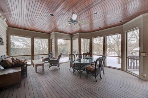 Tiny photo for 1499 Sheridan Road, Highland Park, IL 60035 (MLS # 12553390)