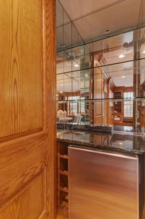 Tiny photo for 1499 Sheridan Road, Highland Park, IL 60035 (MLS # 12553390)