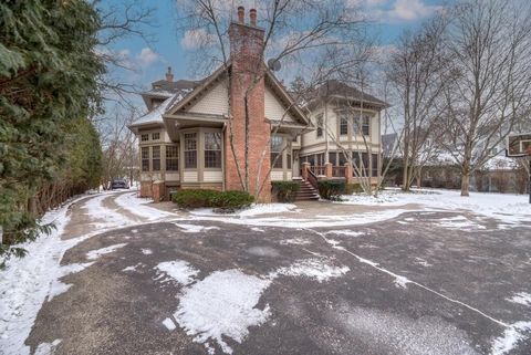 Tiny photo for 1499 Sheridan Road, Highland Park, IL 60035 (MLS # 12553390)
