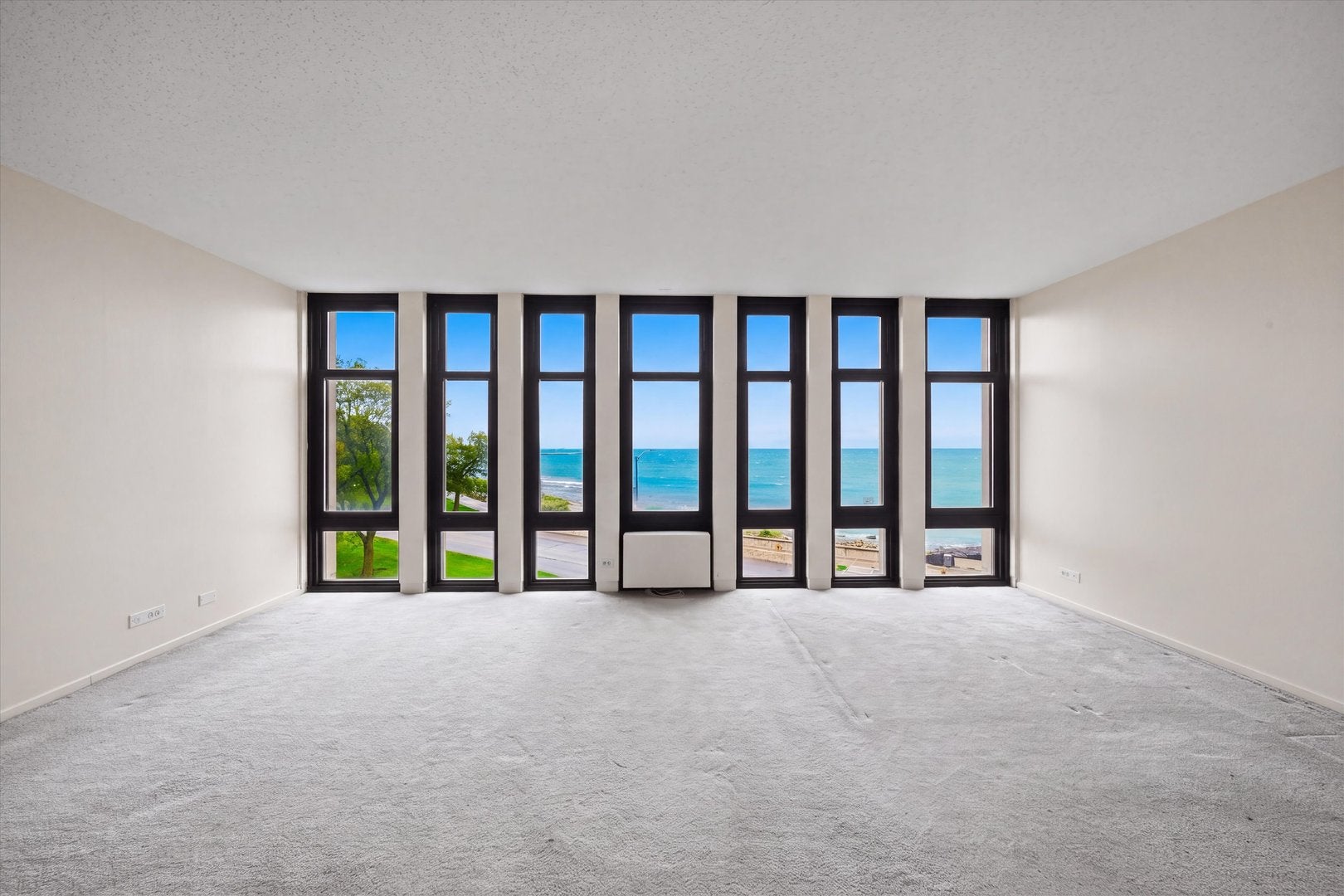 6700 S South Shore Drive 4K