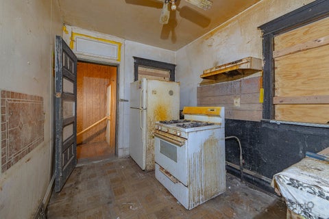 Tiny photo for 7141 S Woodlawn Avenue, Chicago, IL 60619 (MLS # 12700631)