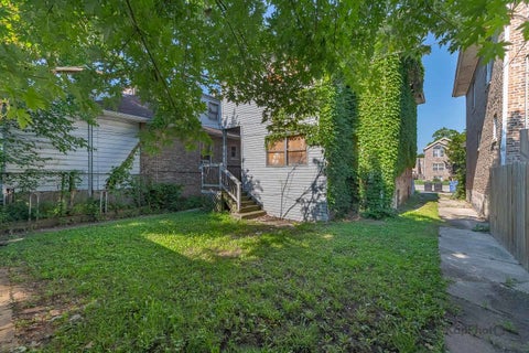 Tiny photo for 7141 S Woodlawn Avenue, Chicago, IL 60619 (MLS # 12700631)