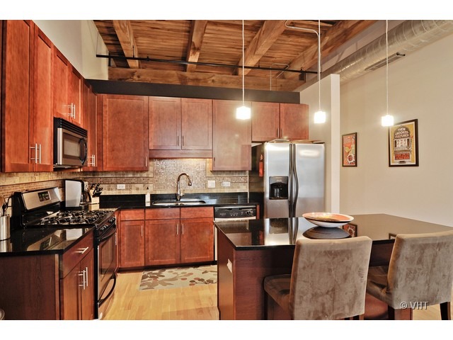 770 W Gladys Avenue 304