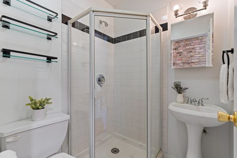 Tiny photo for 2705 N Campbell Avenue #3S, Chicago, IL 60647 (MLS # 12639525)