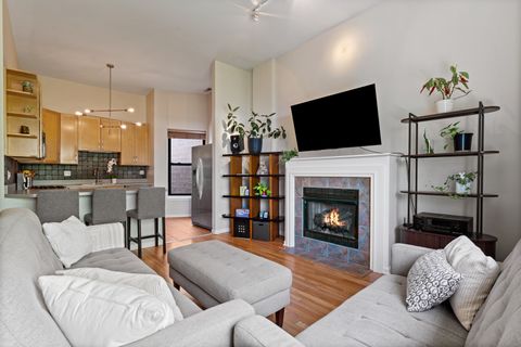 Tiny photo for 2705 N Campbell Avenue #3S, Chicago, IL 60647 (MLS # 12639525)