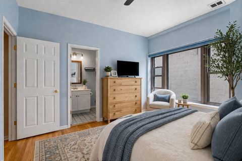 Tiny photo for 2705 N Campbell Avenue #3S, Chicago, IL 60647 (MLS # 12639525)