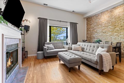 Tiny photo for 2705 N Campbell Avenue #3S, Chicago, IL 60647 (MLS # 12639525)