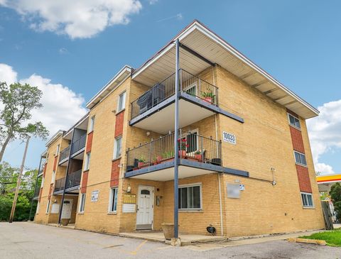 Photo of 10033 Irving Park Road #1B, Schiller Park, IL 60176 (MLS # 12647094)