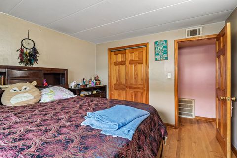 Tiny photo for 10033 Irving Park Road #1B, Schiller Park, IL 60176 (MLS # 12647094)
