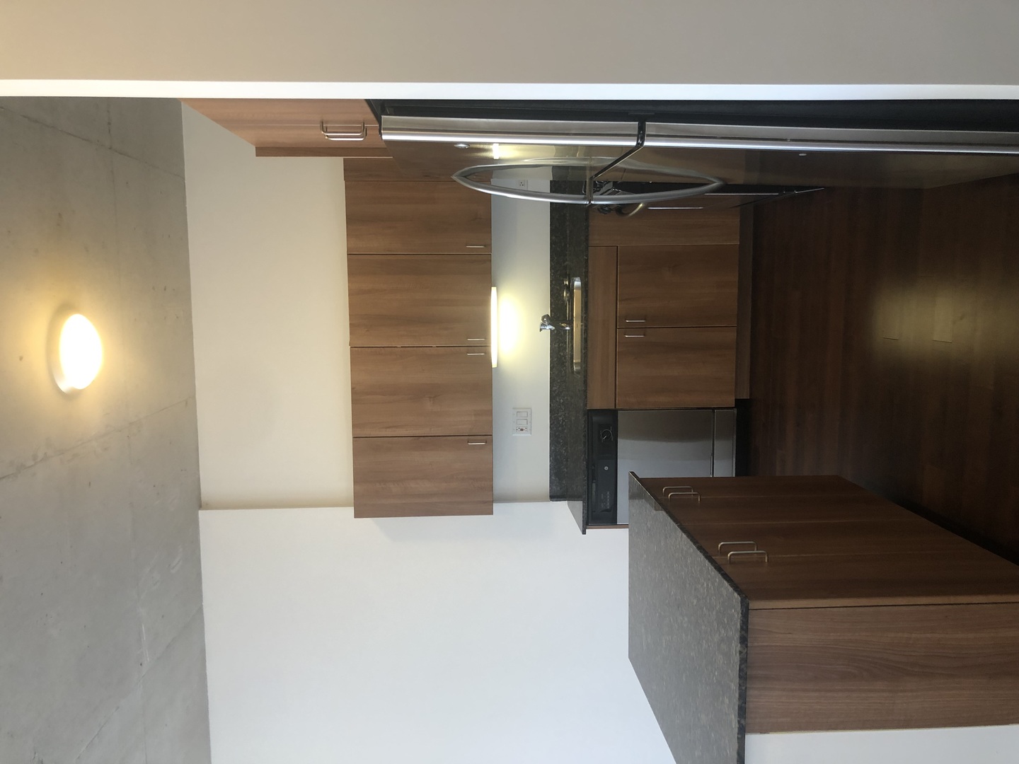 235 W Van Buren Street 3919