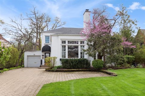 Photo of 179 Pierce Road, Highland Park, IL 60035 (MLS # 12612418)