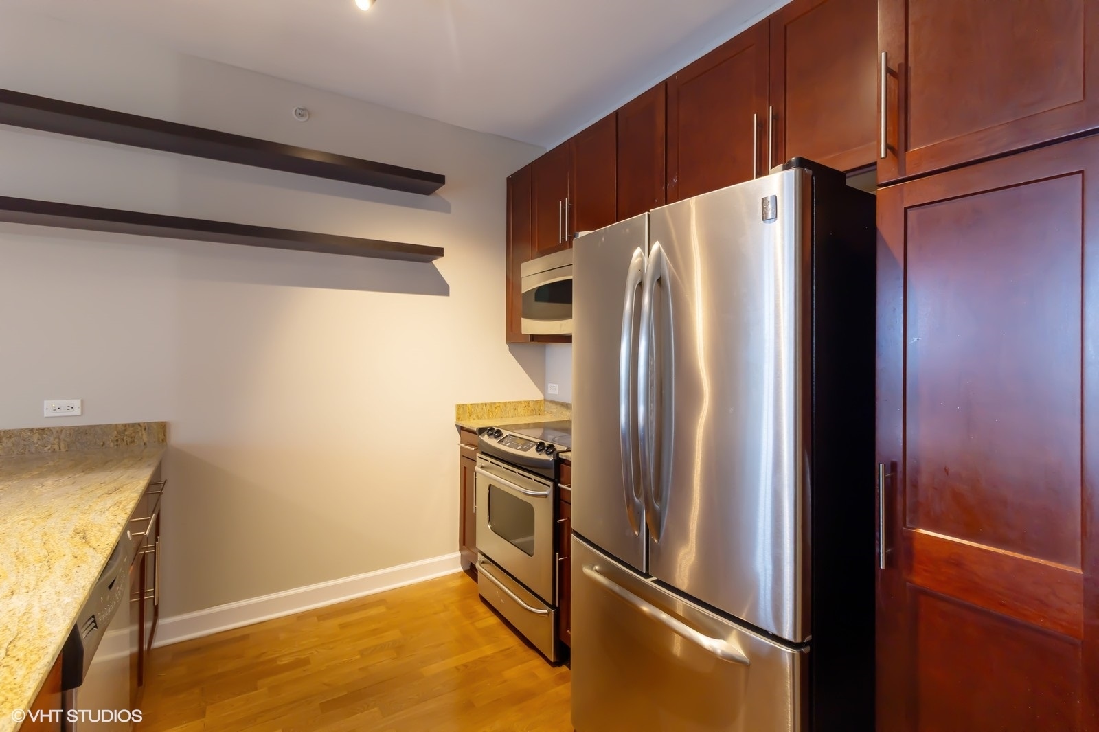 100 E 14th Street 1403