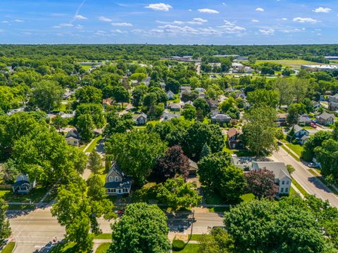 A home in Carpentersville