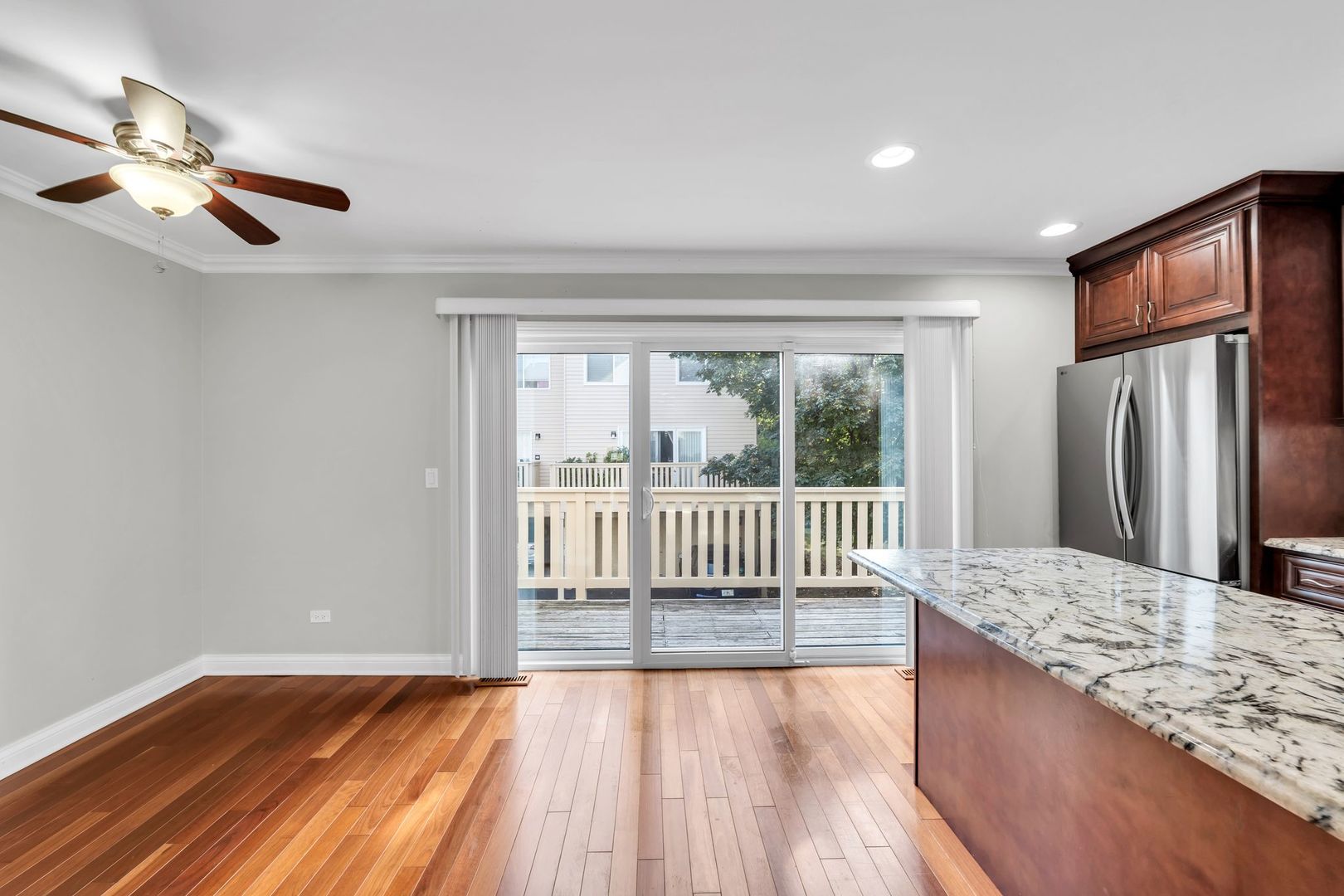 Grayslake, Illinois 60030, United States, 3 Bedrooms Bedrooms, ,3 BathroomsBathrooms,Residential,Active,222871