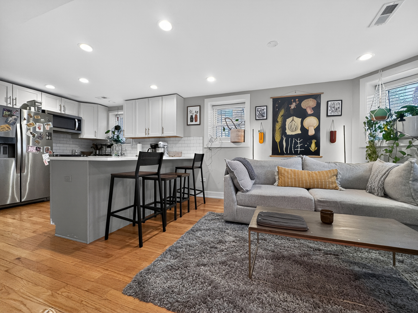 3534 W Wrightwood Avenue G